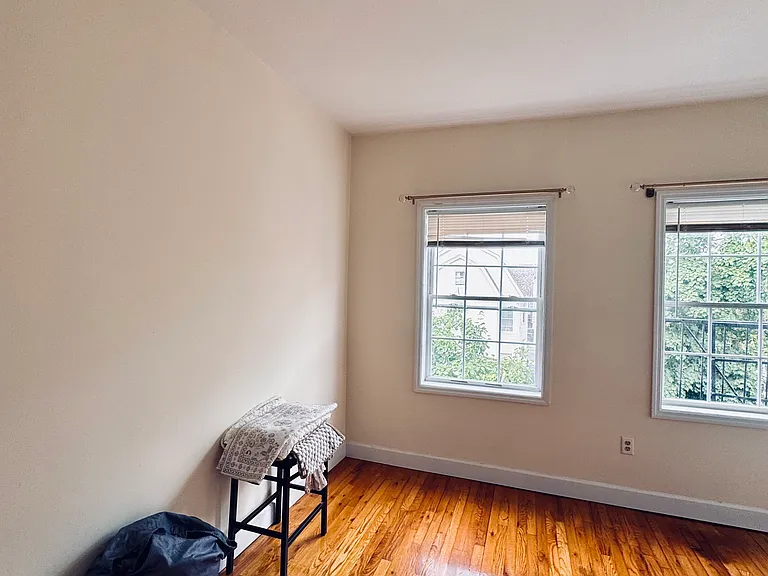 226 Linden Ave #3L — Photo 7
