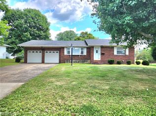 1414 S 14th St, Coshocton, OH