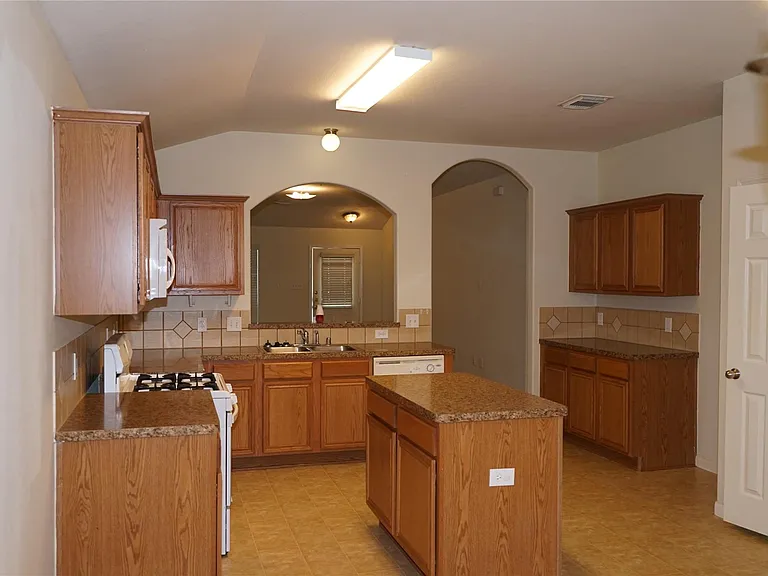 2118 Wildbrook Canyon Ln — Photo 7