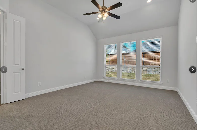 4 bed, 2249 sqft, $3,200 — Photo 2