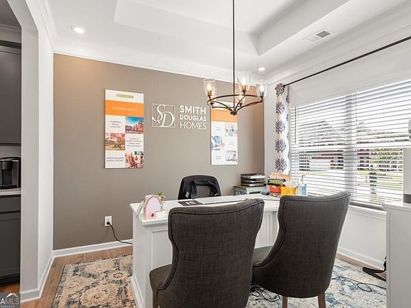 4th image of 26 N Haven Dr