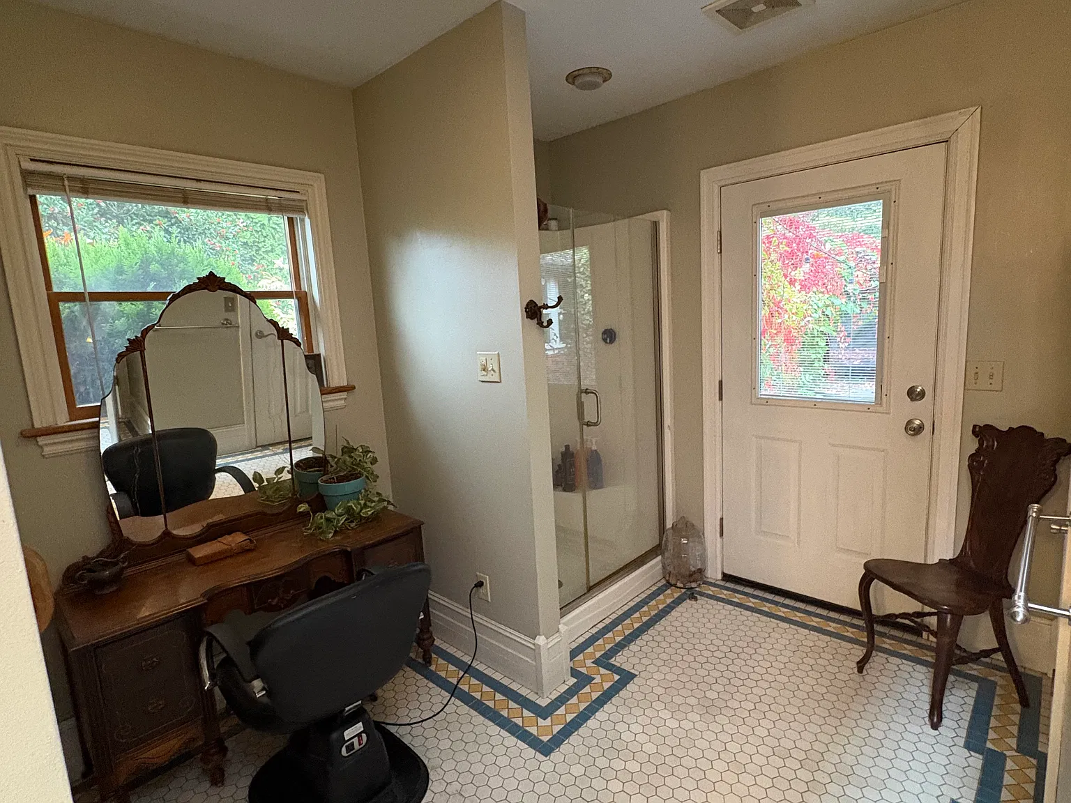 3 bed, 2480 sqft, $4,899 — Photo 4