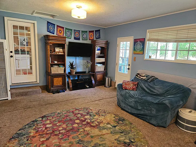2335 NW 13th St — Photo 42
