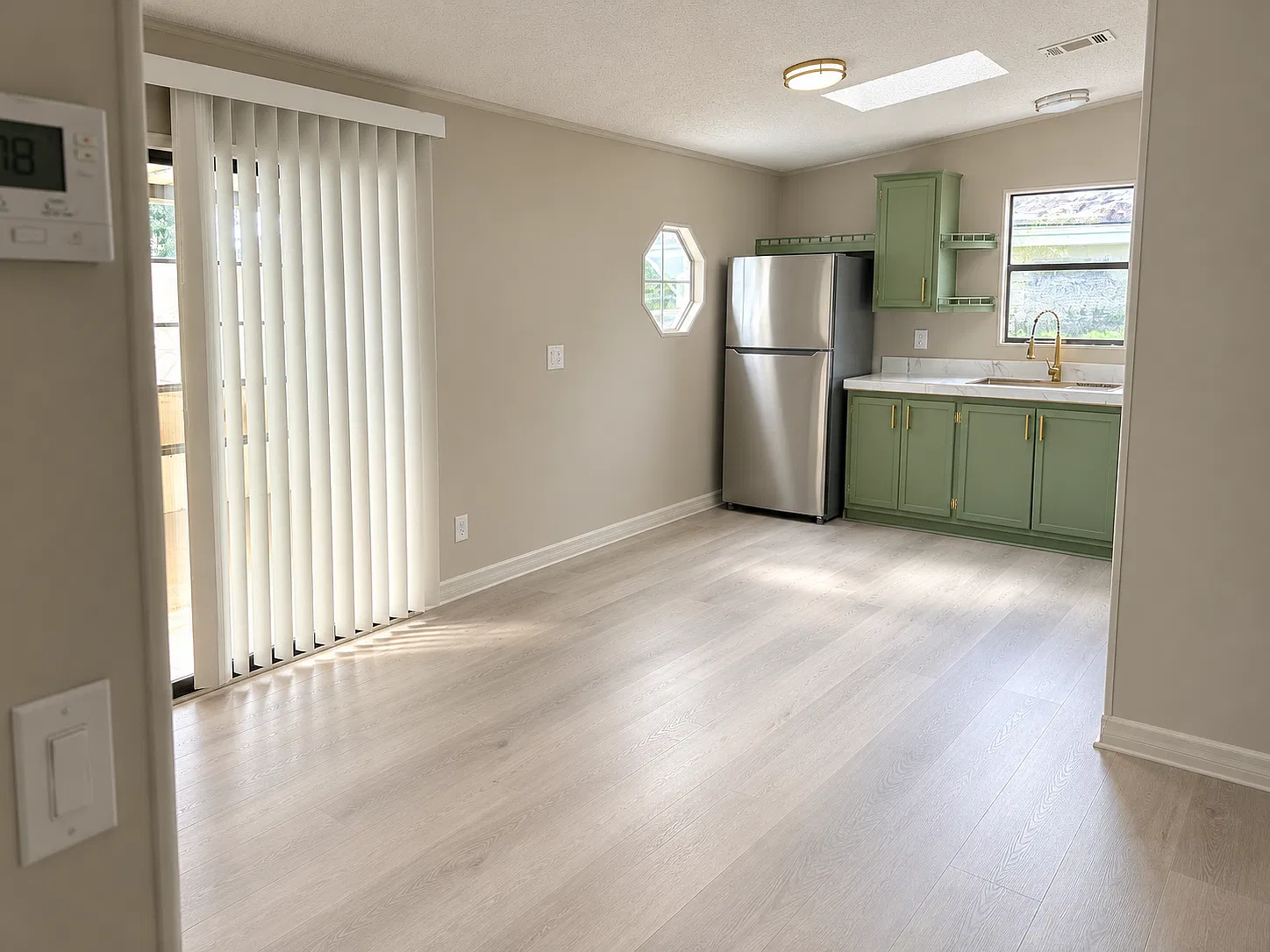 2 bed, 816 sqft, $1,675 — Photo 4
