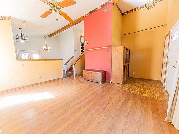 2nd image of 8431 Country Club Blvd
