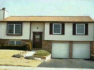 2057 Bromford Rd, Maumee, OH 43537