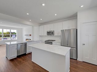 7638 Connie Ln, Inver Grove Heights, MN 55076