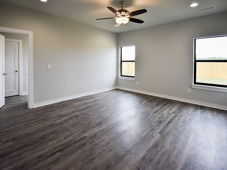 340 N Otoe St — Photo 12