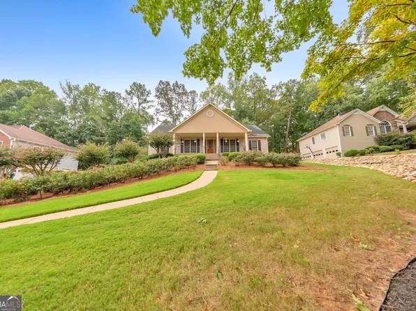 224 Meryton Cir, Dallas, GA 30157