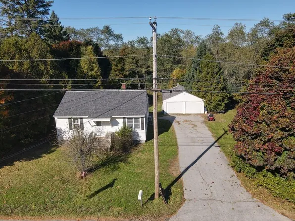 467 River Road, Orrington, ME 04474