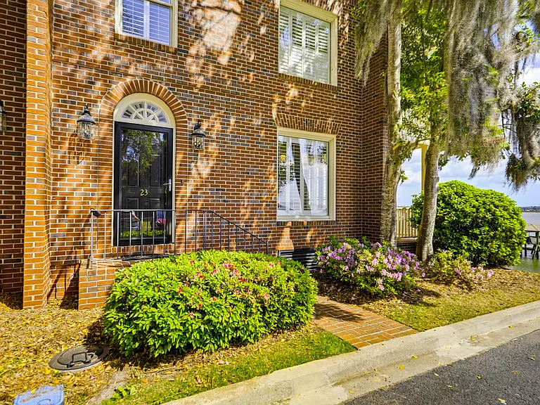 895 Ribaut Rd #23 — Photo 39