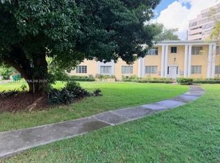 3-127 Phoenetia Ave #3, Miami, FL 33134
