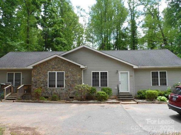 417 E I St #417