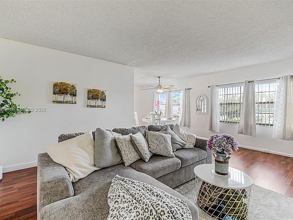 5th image of 301 SW 135th Ave APT 118C