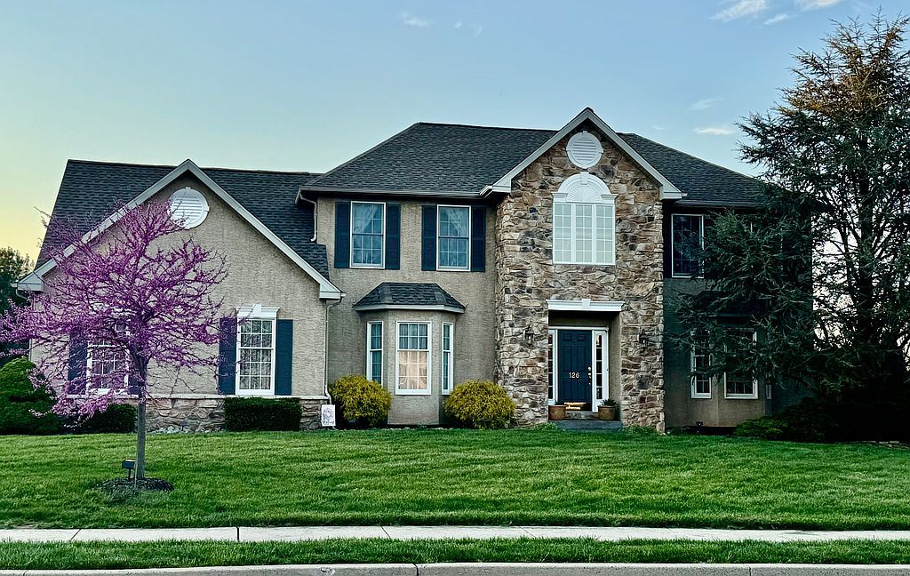 126 Meadowland Dr - Property Image