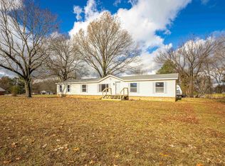 395 Charlotte Dr, Oakland, TN 38060