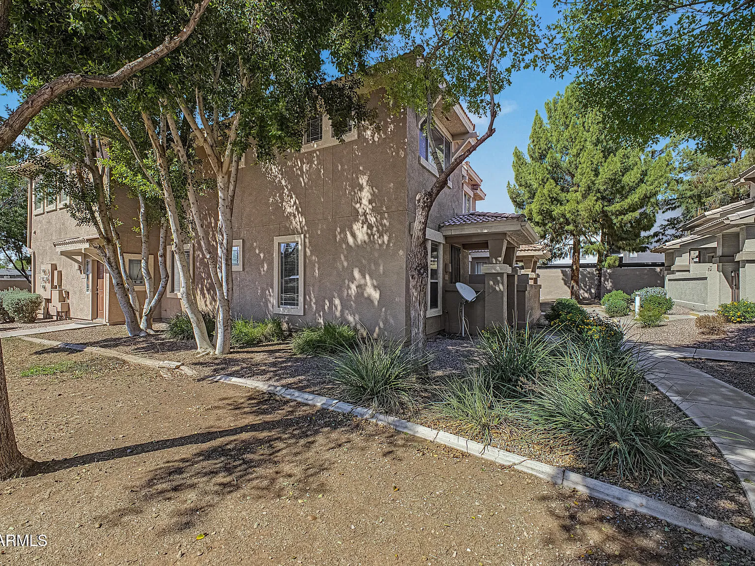 3 bed, 3.0 bath, 1586 sqft, $2,250 — Photo 4