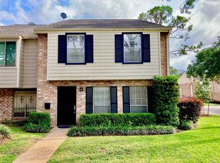 10282 Briar Forest Dr, Houston, TX 77042