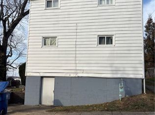 1109 Carlisle Ave, Cambridge, OH 43725