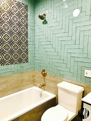 Rented by Premier Metro Realty Corp | media 31