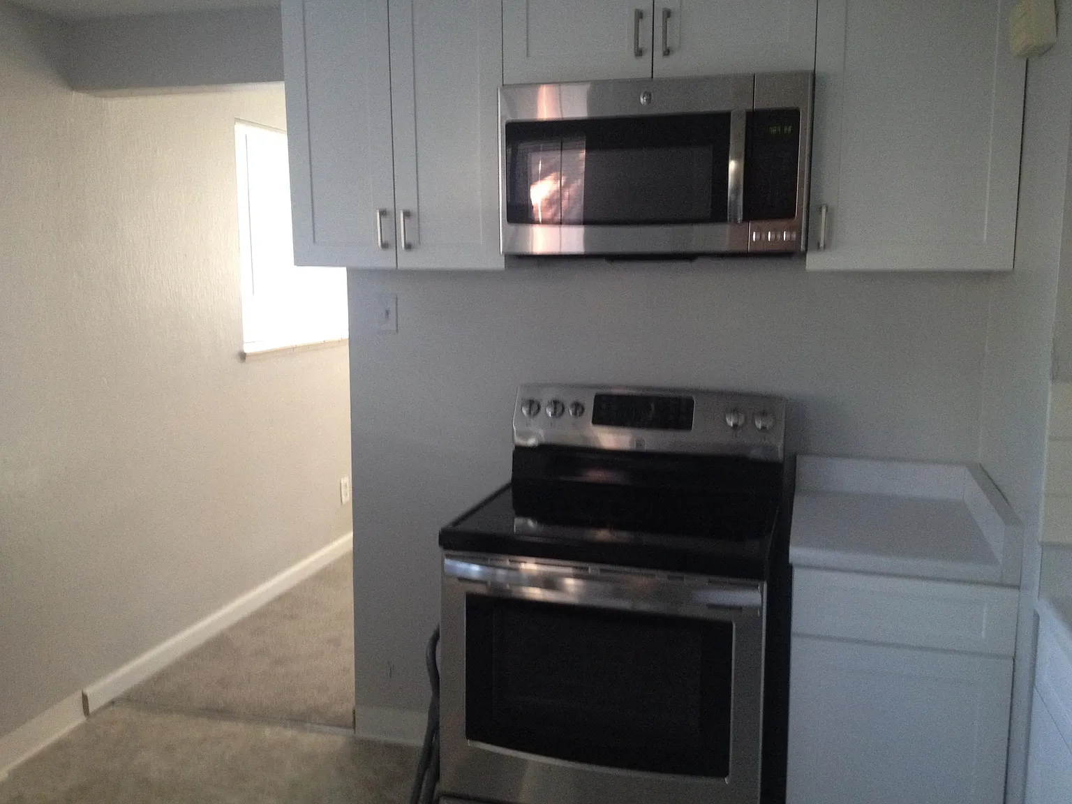 2 bed, 850 sqft, $1,550 — Photo 3