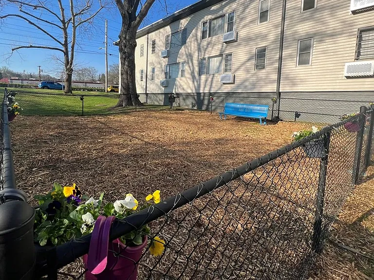The Flats at Jackson Square — Photo 33