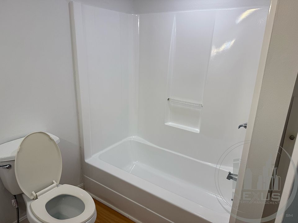 1st image of 23 Hawley St APT 2