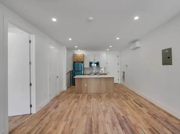 1387 Madison Street image 1 of 14