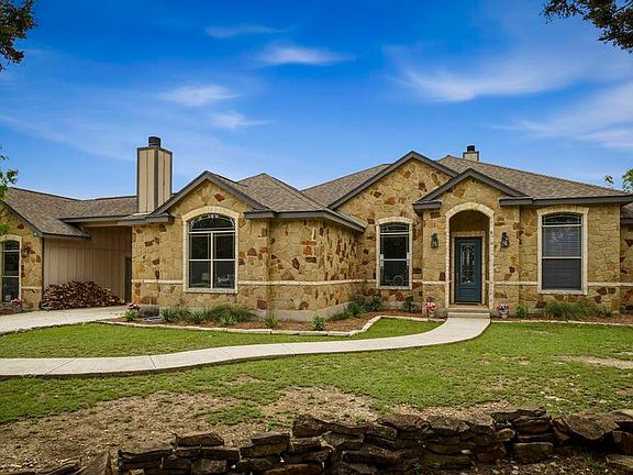 3rd image of 101 SHADY RIDGE DR