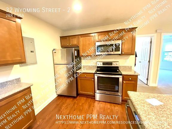 2nd image of 32 Wyoming St #2