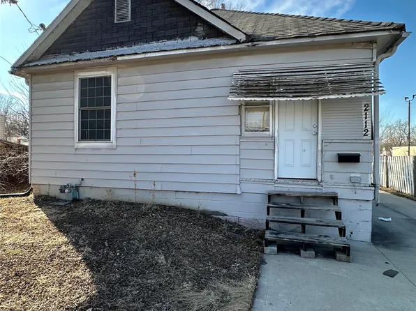 2112 Martin Luther King Jr Pkwy, Des Moines, IA 50314