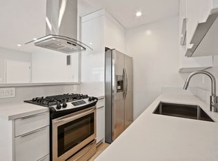 1451 Franklin St in Santa Monica! Steps to SM Blvd and near the Water Garden., Santa Monica, CA 90404