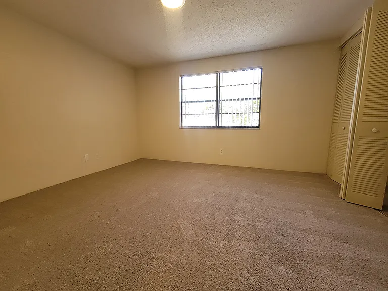 Marcell Garden Apartments — Photo 19