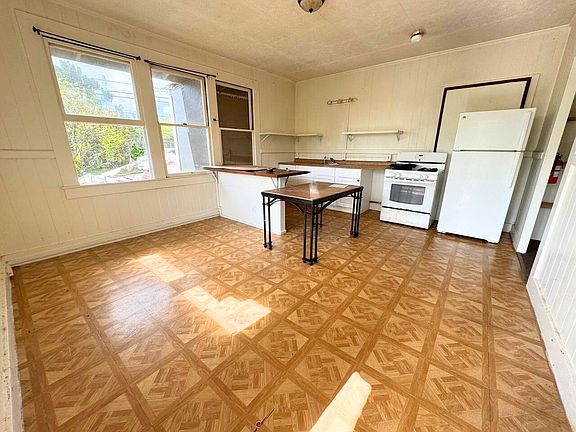 3rd image of 177652 N Kulani Rd