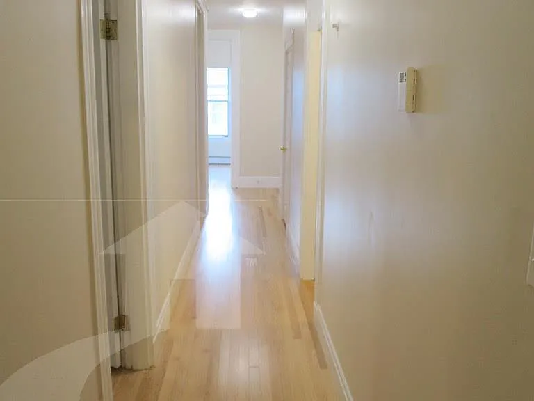 90 Norfolk St #8 — Photo 7