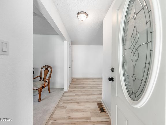 2nd image of 465 Lenwood Dr