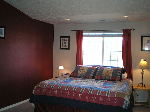 Generous Master Suite w/Vaulted Ceiling