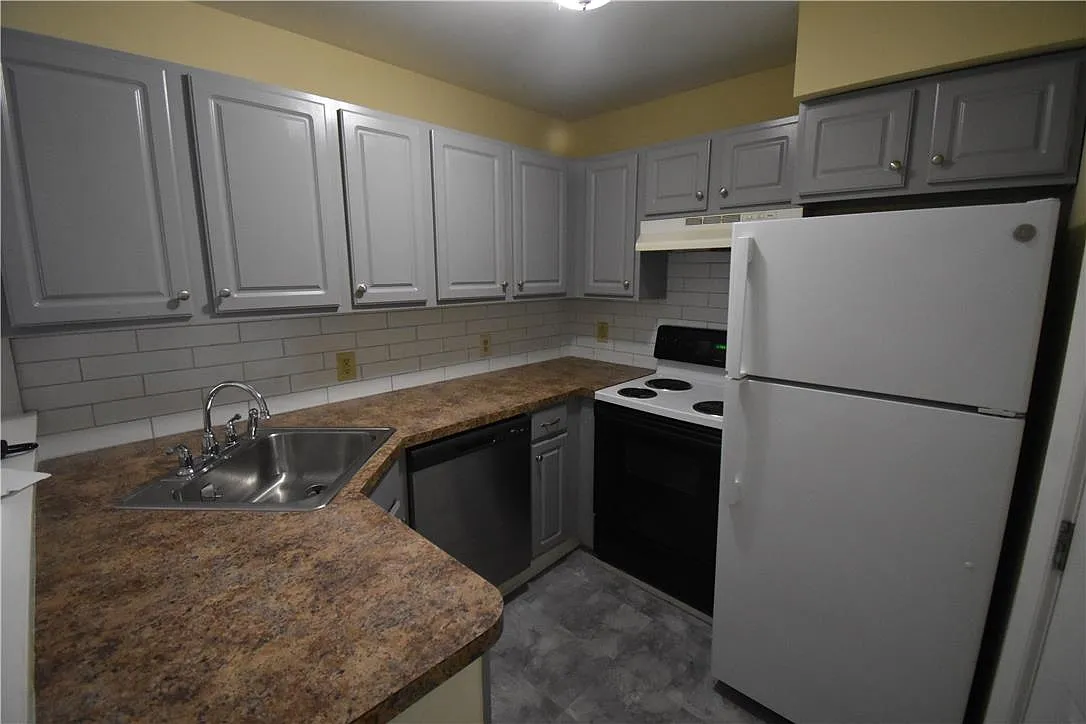 1 bed, 1.0 bath, 650 sqft, $1,200 — Photo 4