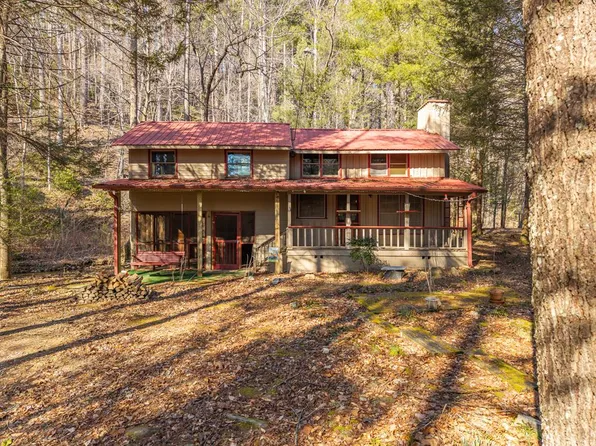 5411 Turniptown Rd, Ellijay, GA 30536
