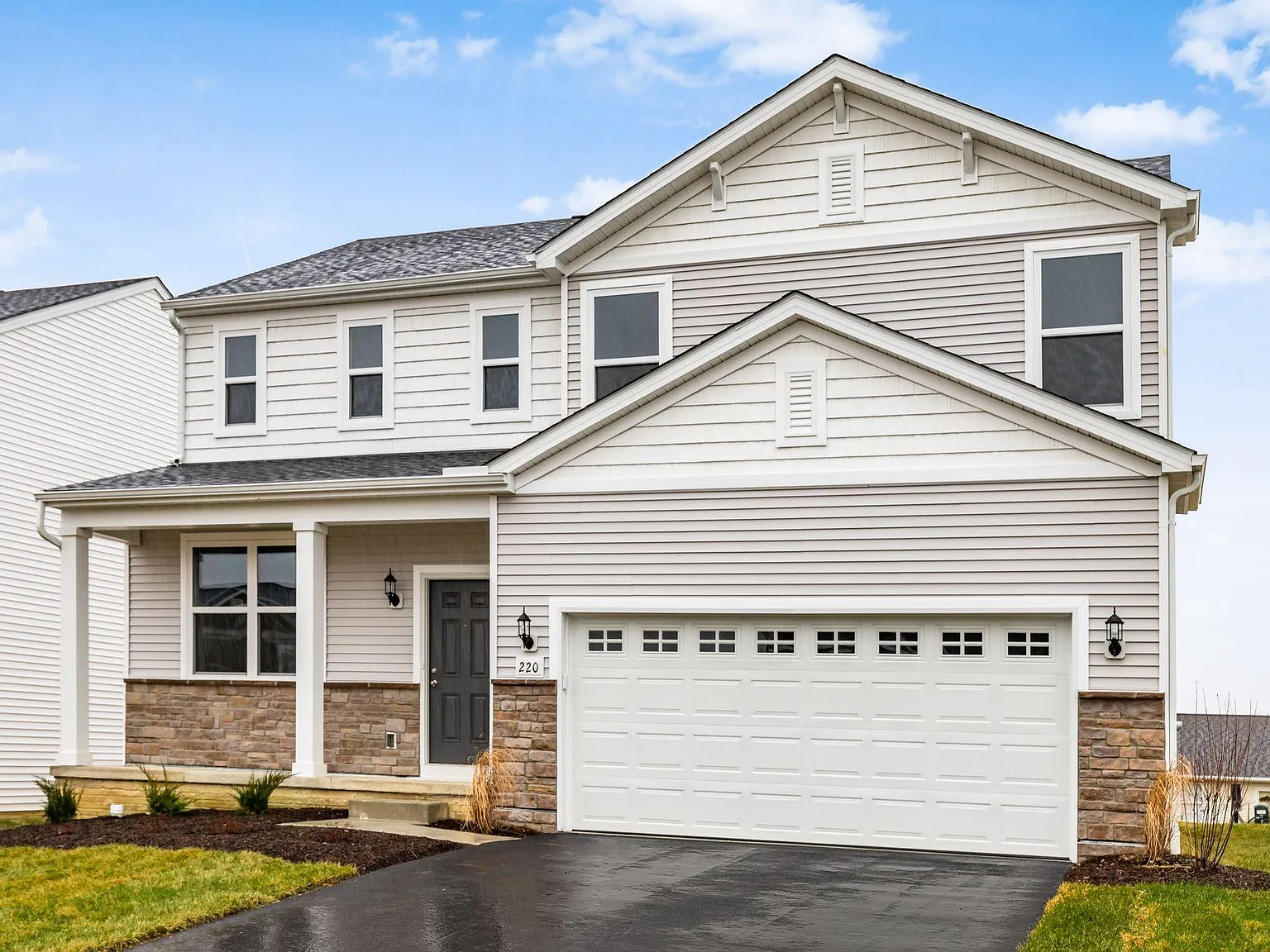 4 bed, 2.5 bath, 2126 sqft, $2,999 — Photo 4