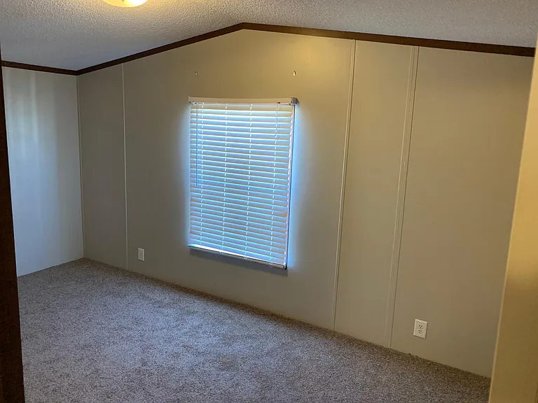 452 Maplewood Dr #509 — Photo 12