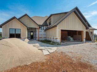 5282 E Golden Bell Lane, Springfield, MO 65809