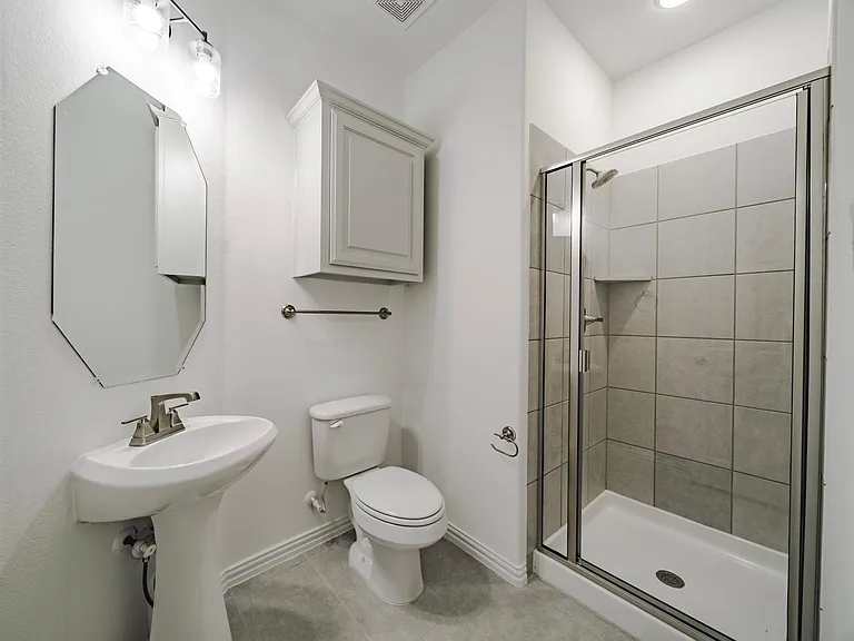 504 Waters Way — Photo 27