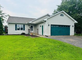 102 Oak Dr, Clayton, WI 54004