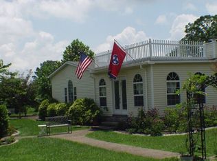 19 Ford Rd, Leoma, TN 38468