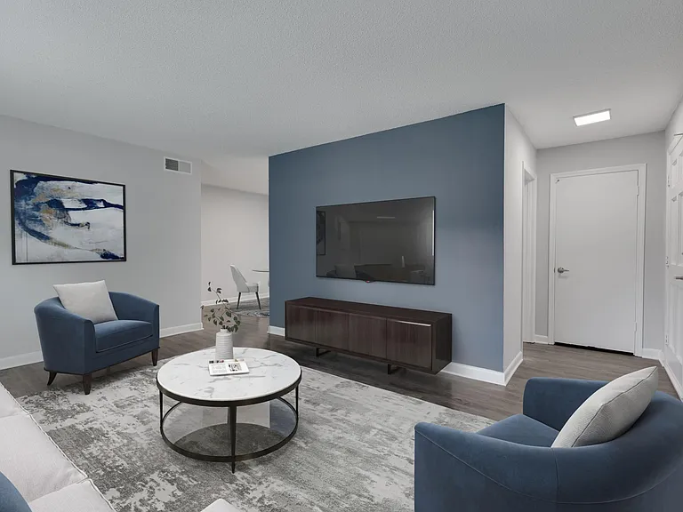 SoHo Apartment Homes — Photo 9