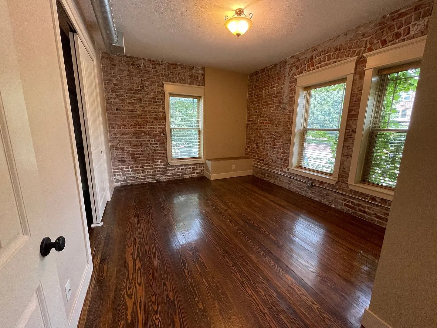 The Unitah Flats Apartments — Photo 3