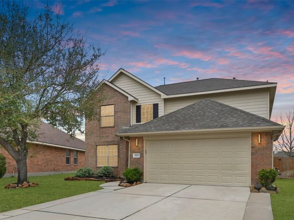 2523 Scarlet Plume Ct, Spring, TX 77388