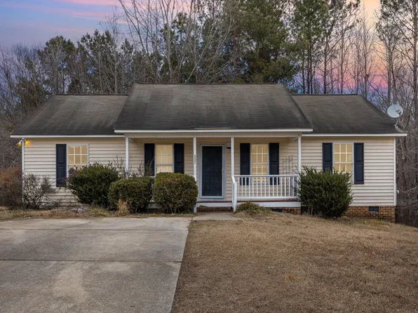 257 Cambridge Elm Dr, Clayton, NC 27520