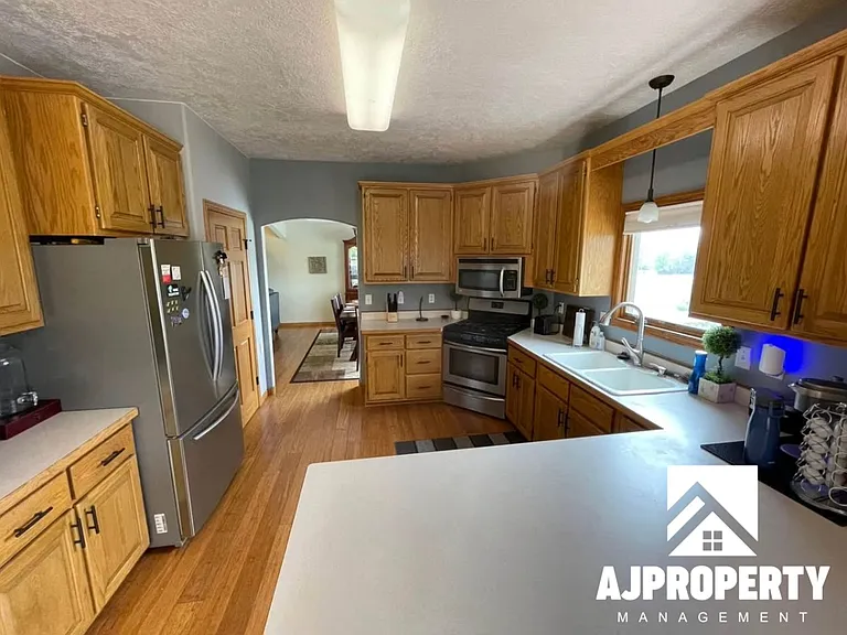 3105 S Dawley Cir #CIRCLE1 — Photo 11